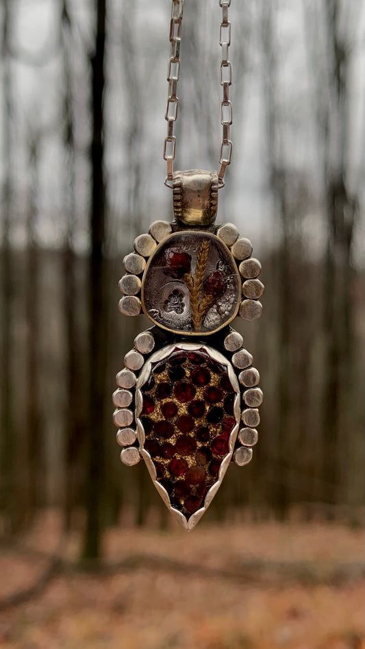 Firey Garent & Juniper Necklace