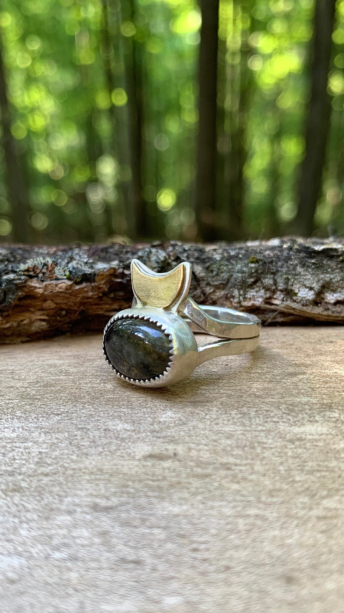 Labradorite & Moon Ring