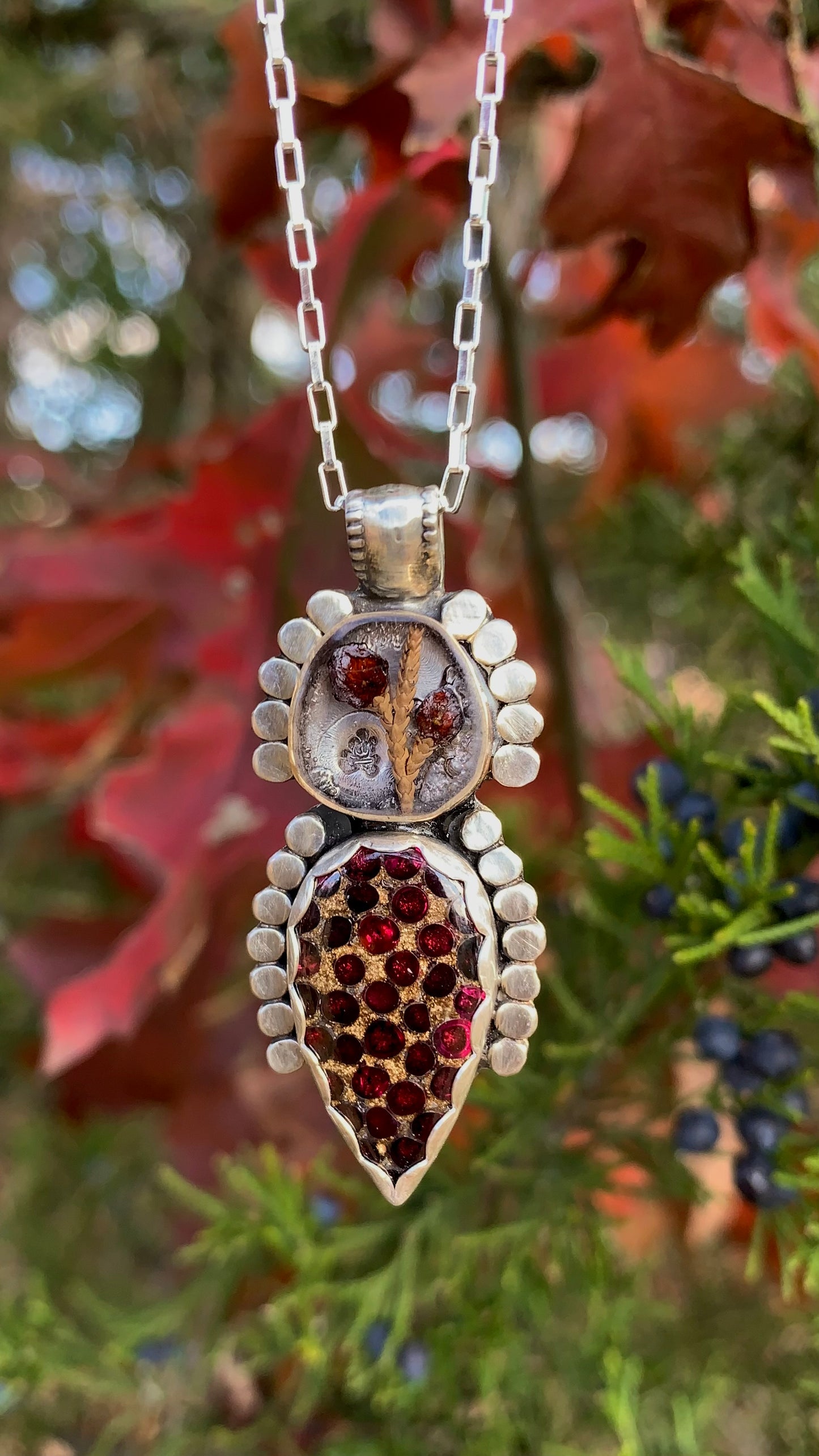 Firey Garent & Juniper Necklace